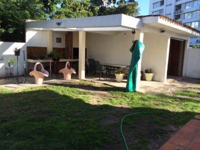 Casa en Venta, Mansa, Punta del Este, 4 Dormitorios.