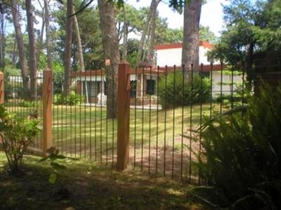 Casa en Venta y Alquiler, Mansa, Punta del Este, 4 Dormitorios.