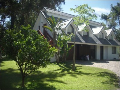 Casa en Venta y Alquiler, Rincón del Indio, Punta del Este, 7 Dormitorios.