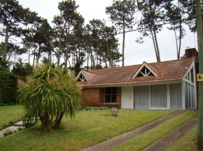 Chalet en San Rafael en Venta, 3 dormitorios
