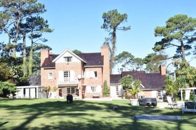 Casa con excelentes comodidades en Punta del Este