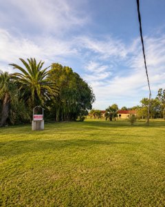 Terreno esquinero de 800 m² en Garzón