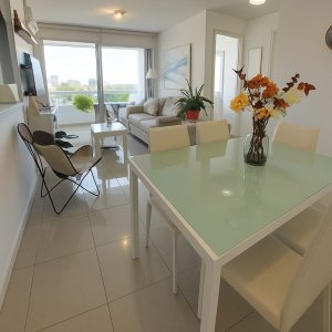 Apartamento en venta de dos dormitorios en Avda  Roosevelt