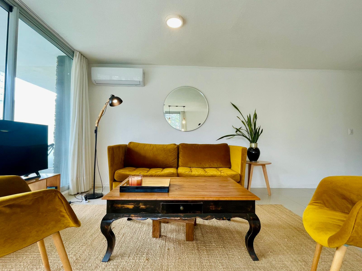 Alquiler de verano, apartamento de dos dormitorios en Avda Roosevelt