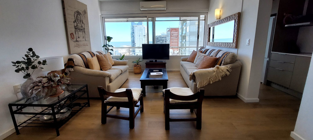 Apartamento de dos dormitorios en Peninsula, alquiler de verano