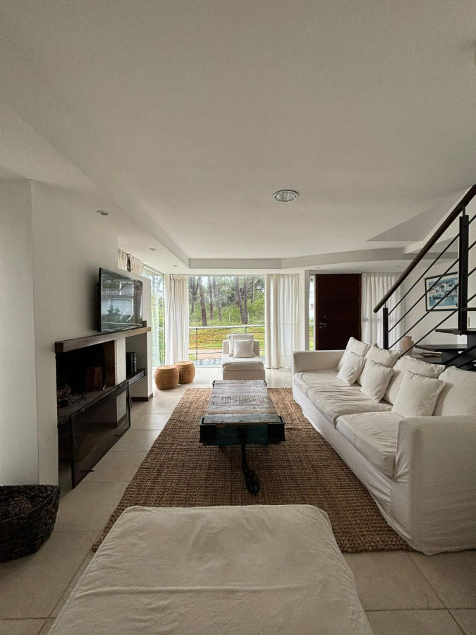 Casa en Alquile de Verano 4 dormitorios en Montoya, La Barra