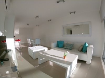 En venta y alquiler todo el año, Playa Brava