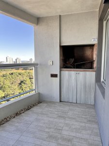 Venta 2 Dormitorios en suite  mas dependencia y toilette Playa Brava 