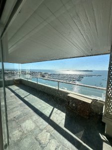 Monarca 3 Dormitorios y Servicio Completo