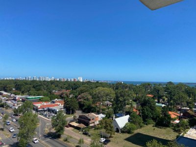 Apartamwento en venta 3 dormitorios 2 baños.
