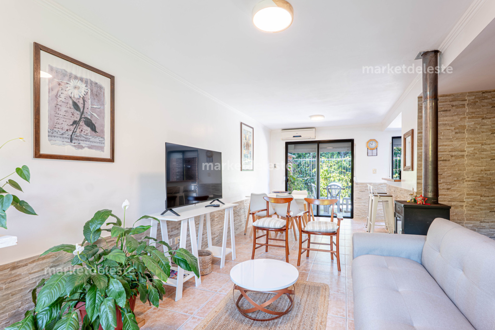 APTO TIPO CASA - 2 DORM