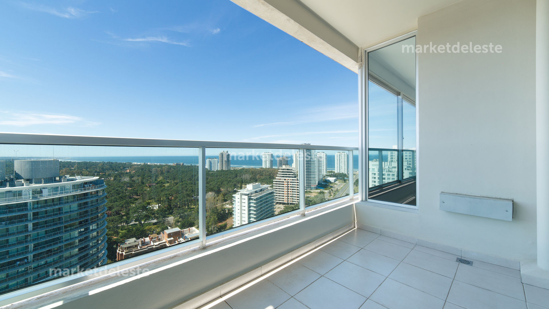 GALA VISTA 3 DORMS PISO ALTO