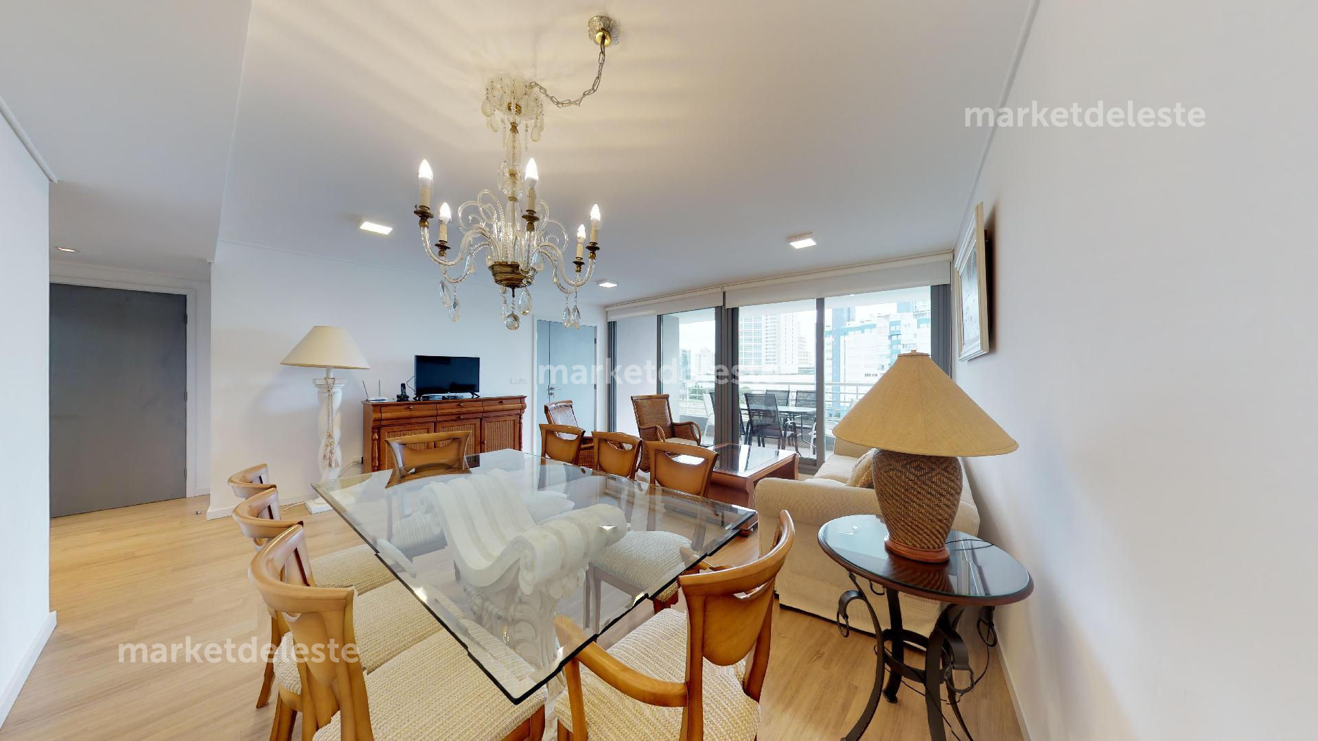 ALEXANDER BOULEVARD - 2 DORMS