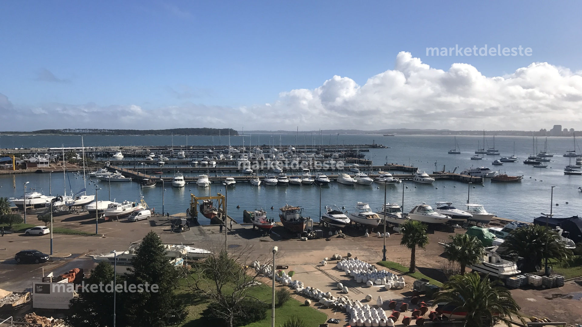 PUERTO PRIMERA LINEA