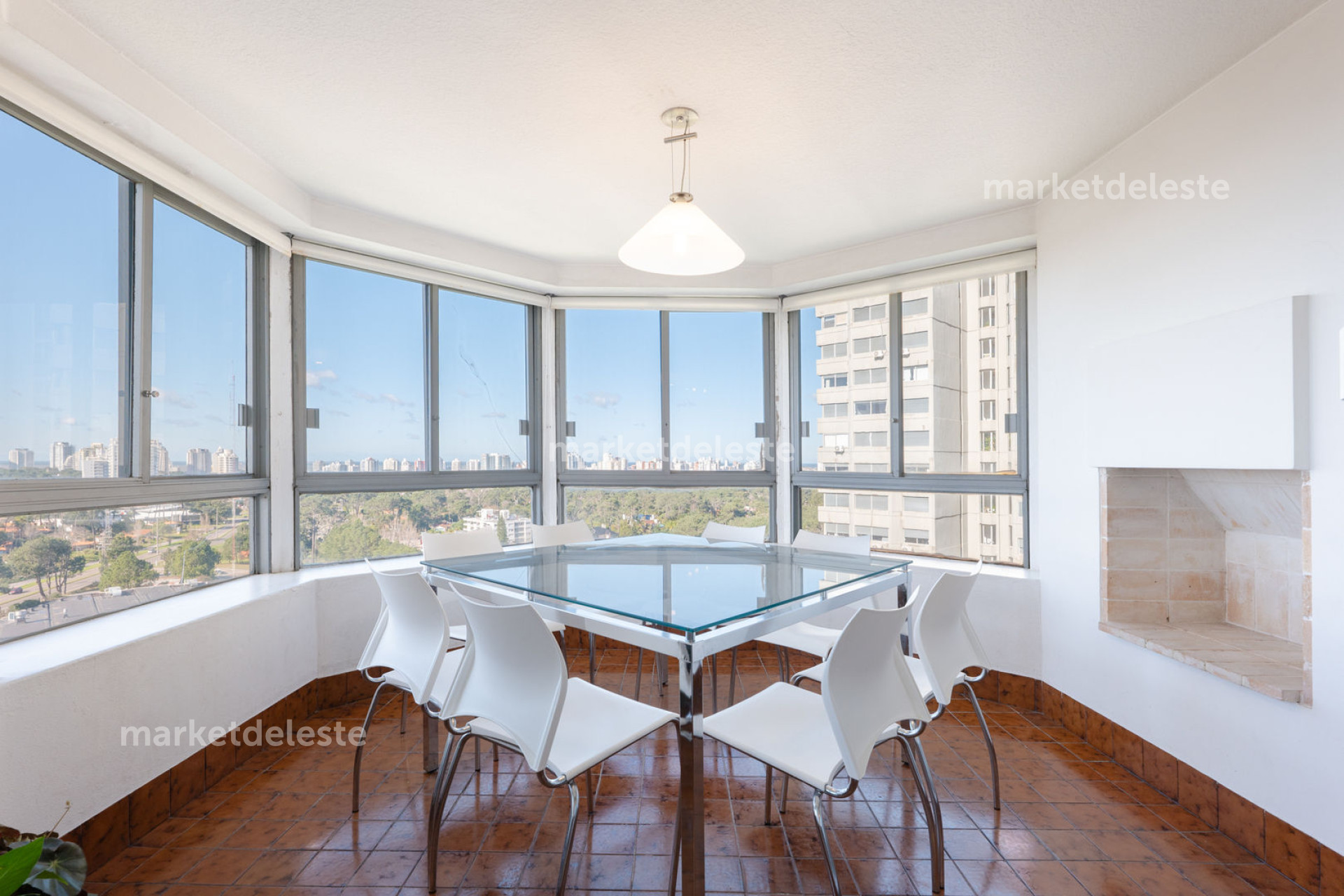 EDIFICIO ROOSEVELT CENTER -   3 DORMS