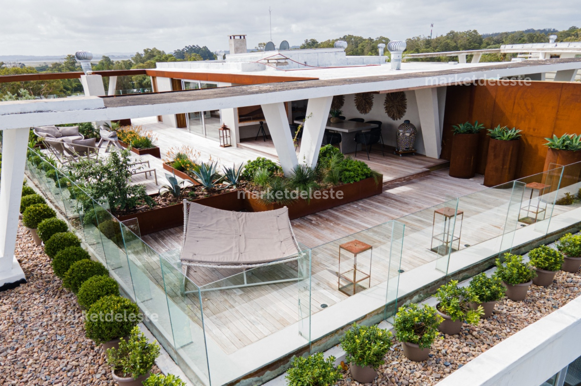 DELAMAR PENT HOUSE DUPLEX