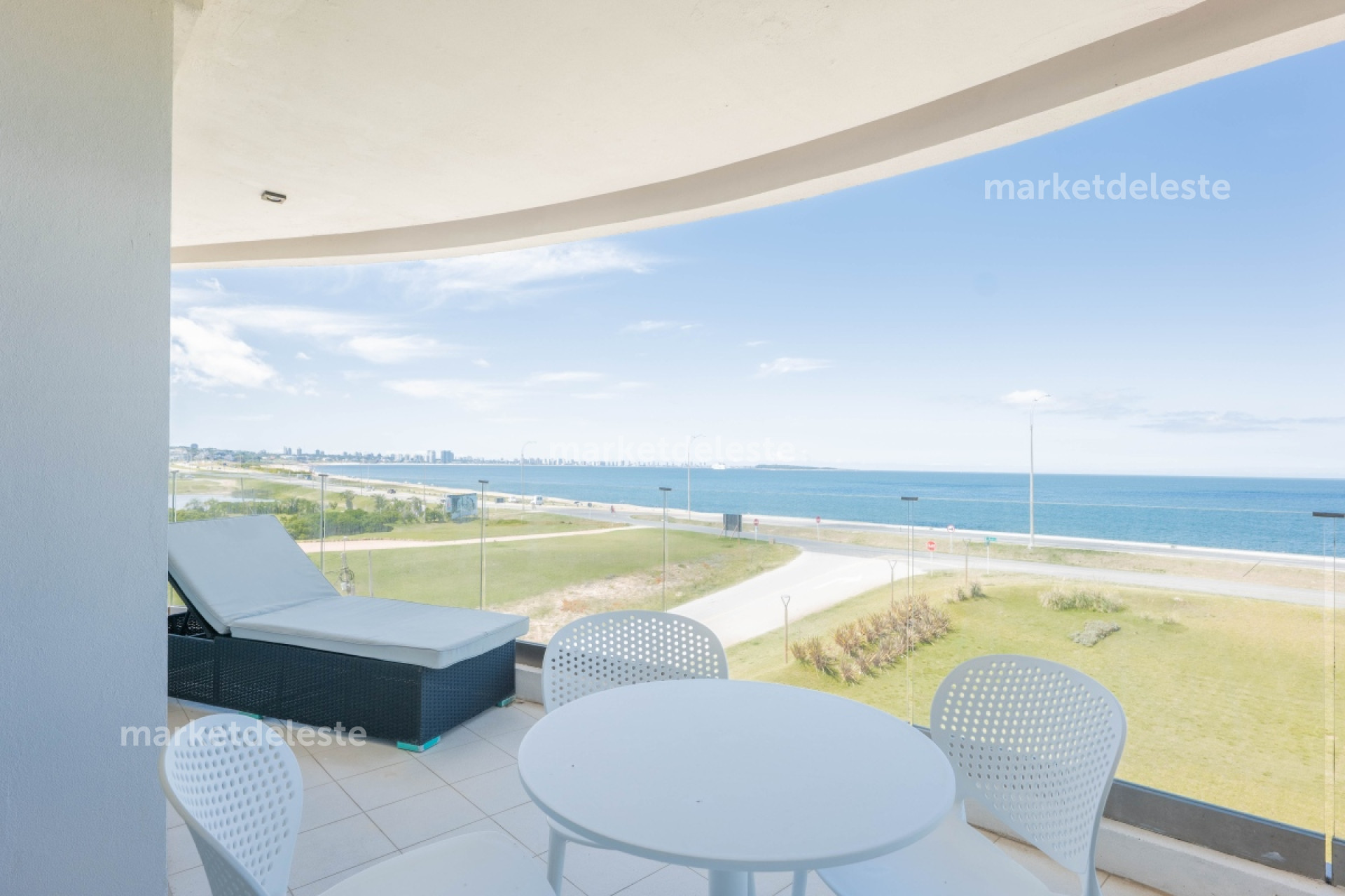 MANSA - VISTA DIRECTA AL MAR