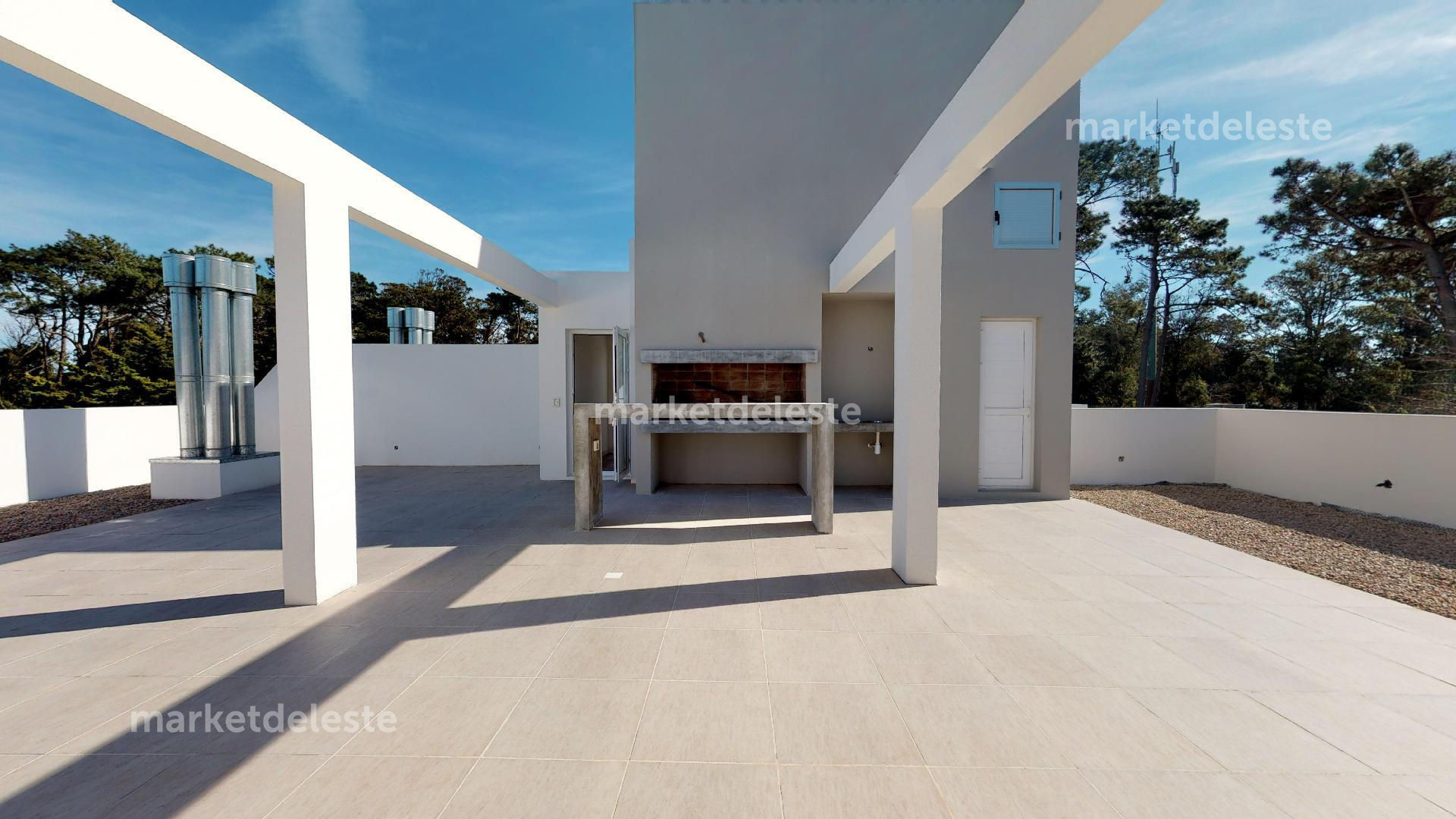 PLAYA BRAVA PH 2 SUITE