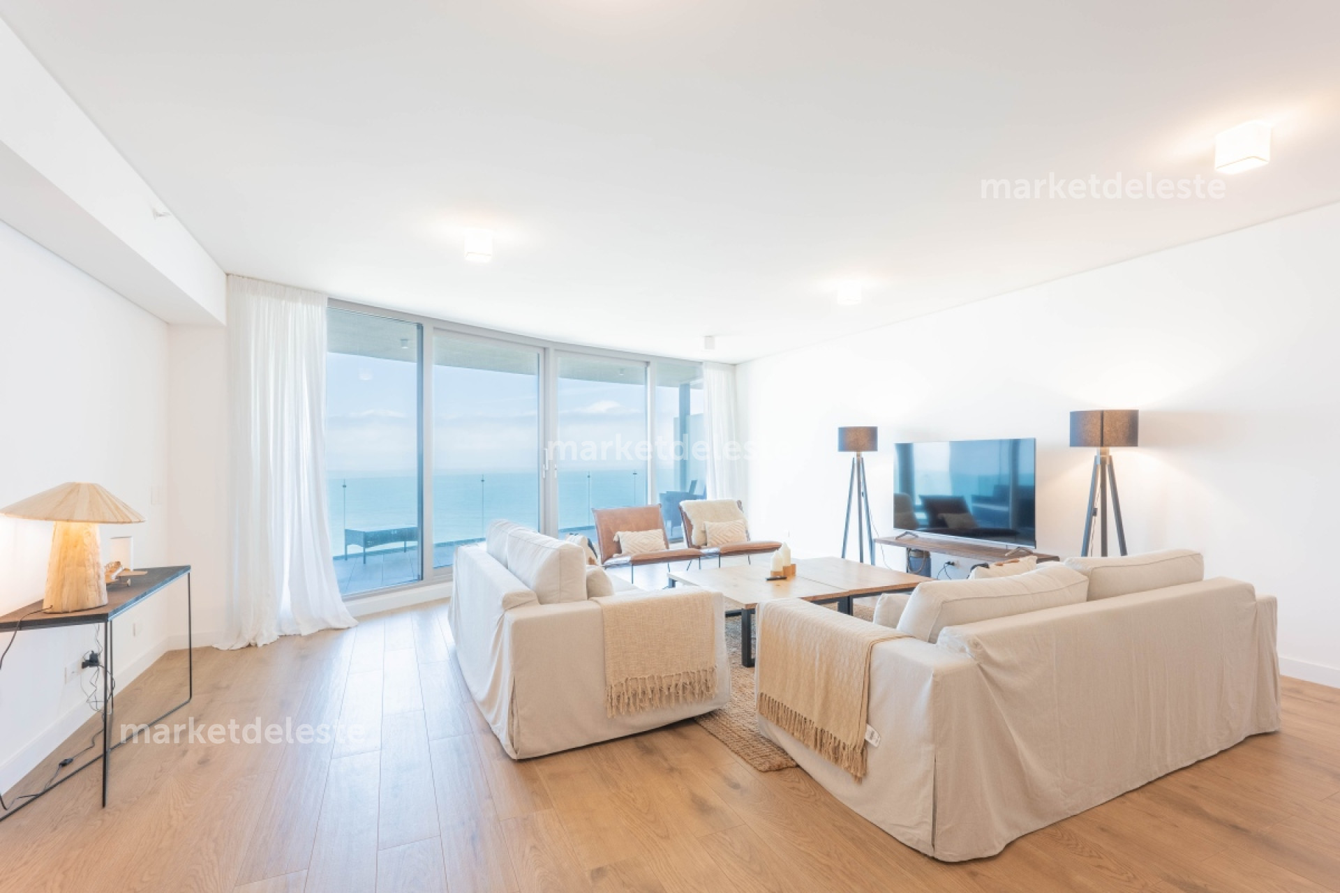 TORRE TRUMP PISO ALTO 3 DORMS