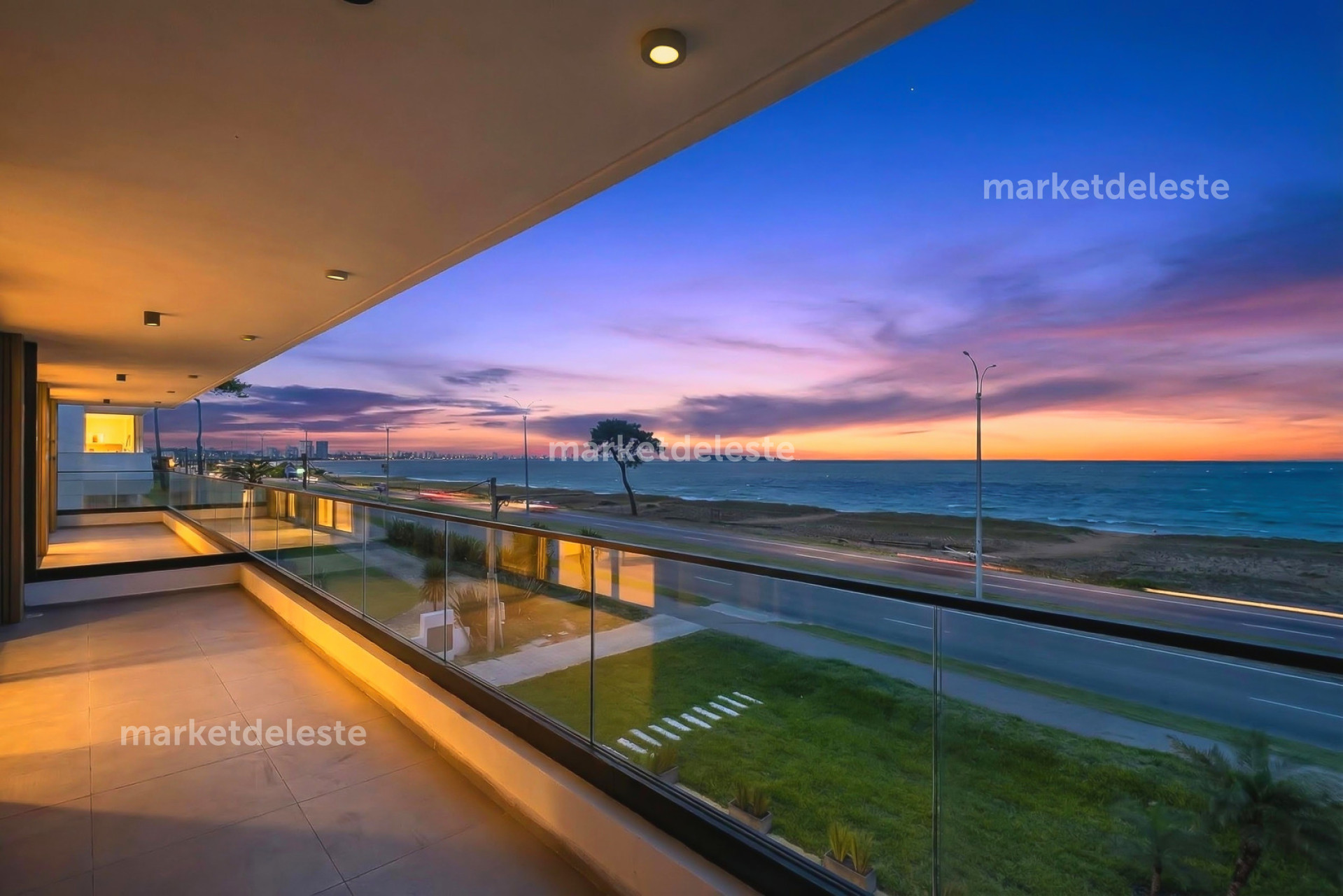 AURORA - PRIMERA LINEA MANSA - 3 DORM.