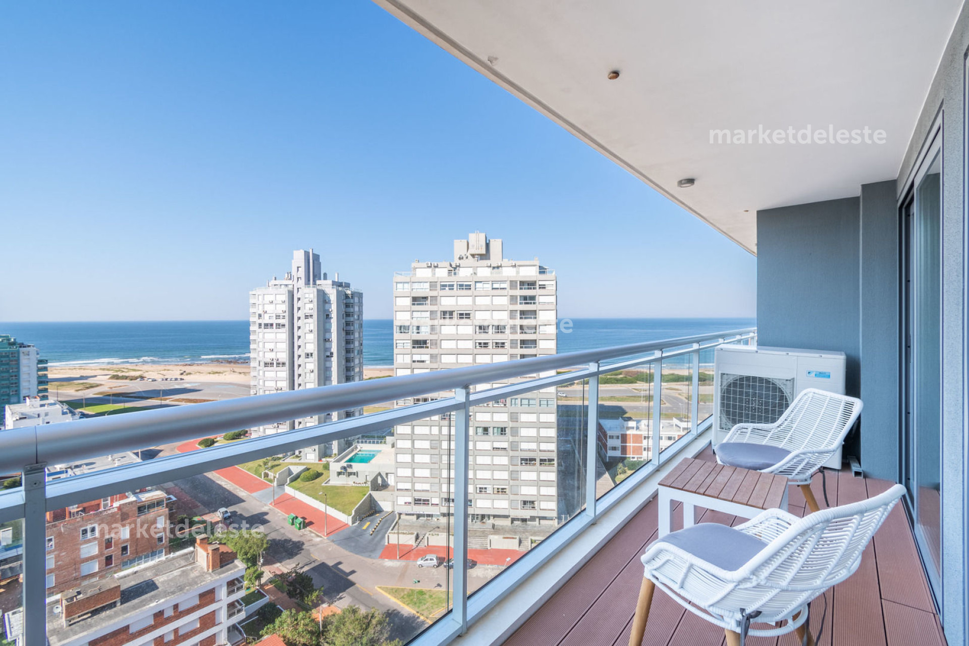 ONIX - 08 - AMOBLADO