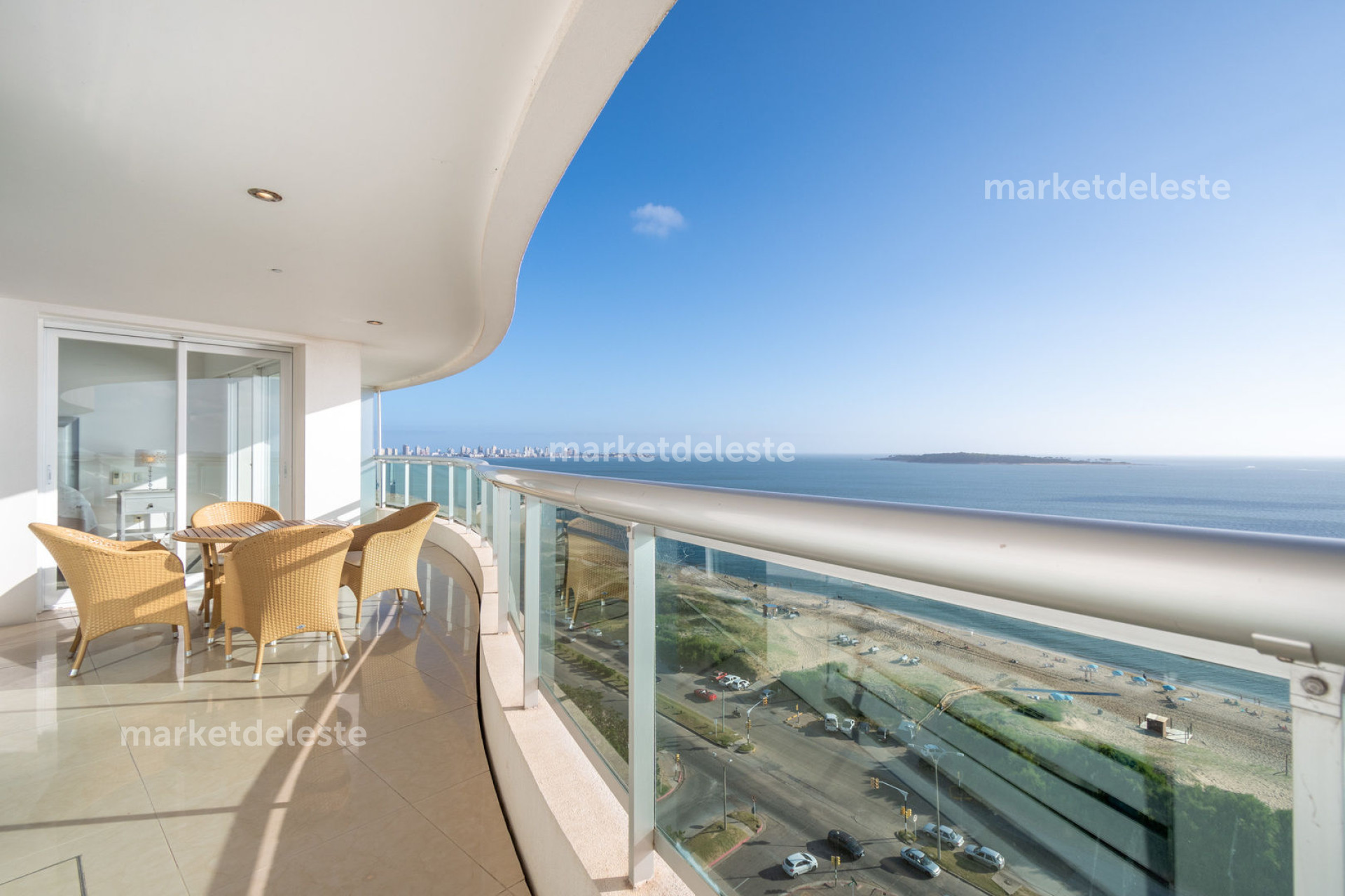 AQUARELA  EN 06 ALQUILER ANUAL