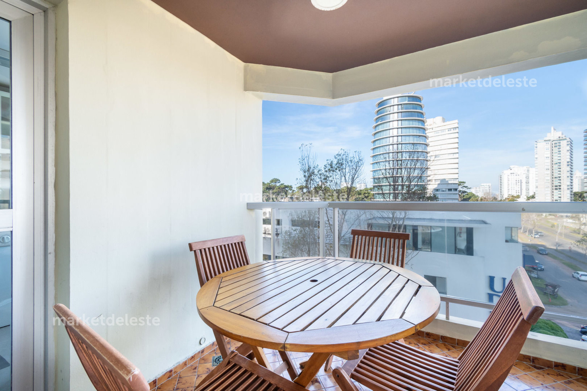 FONTAINEBLEAU - 3 DORMS