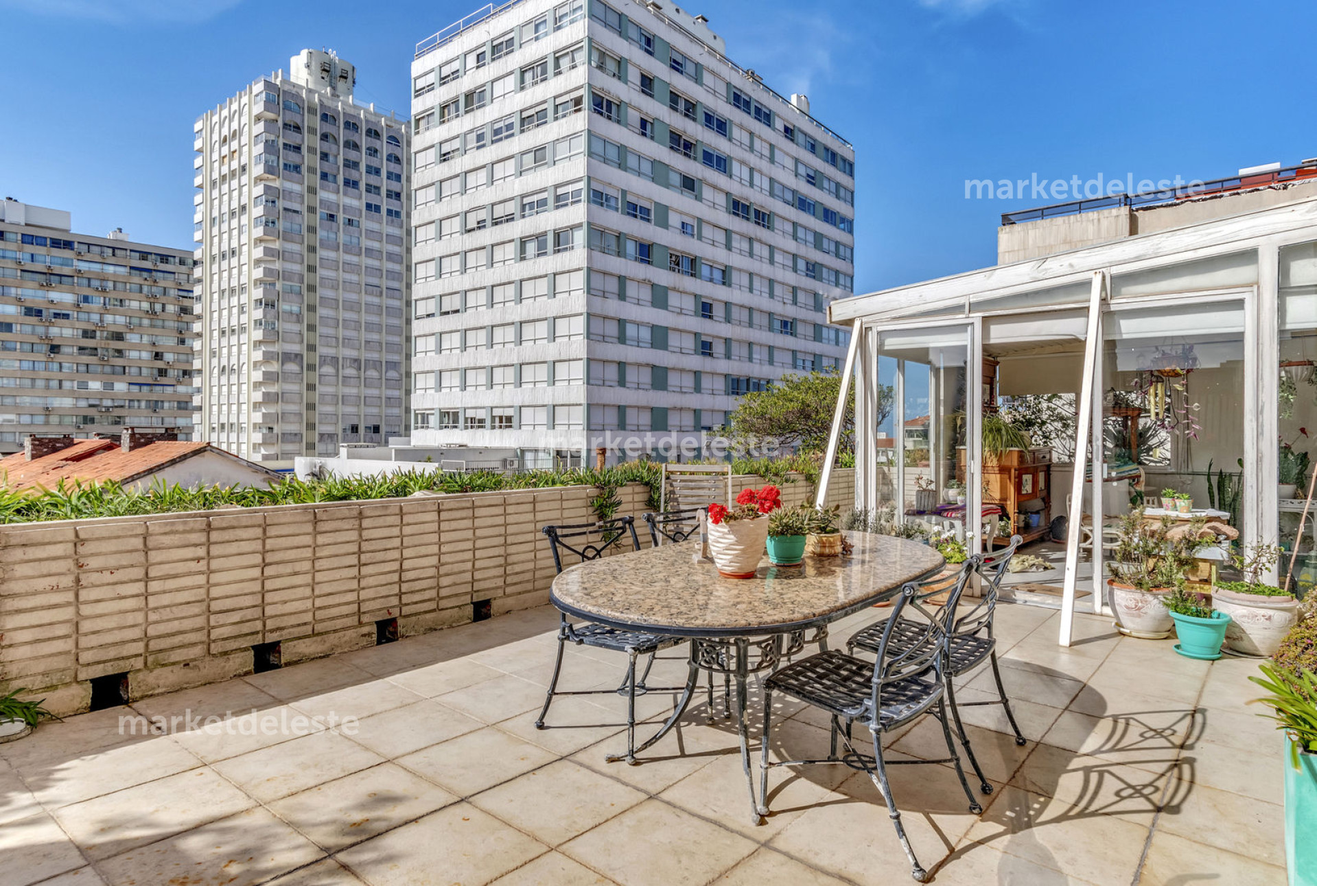 DEPTO EN VENTA 2 DORM-S RECICLADO