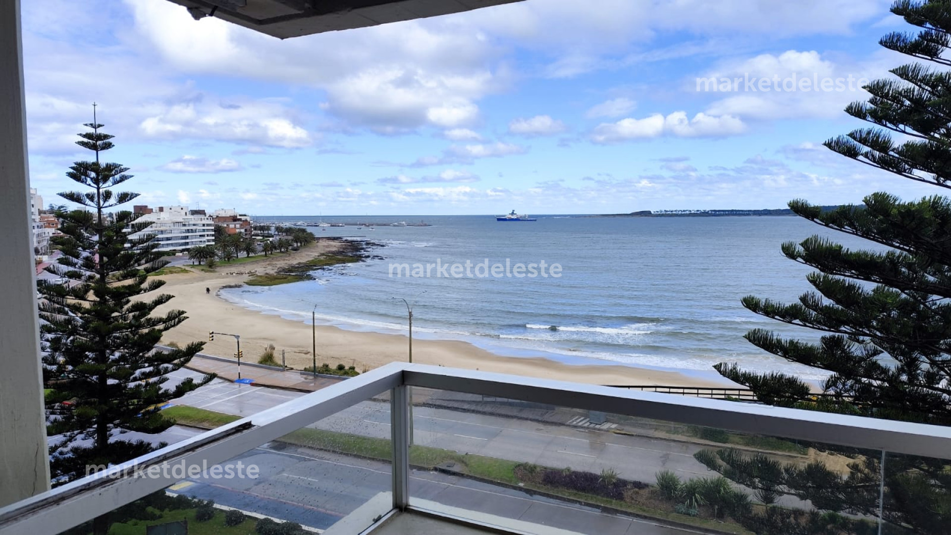 ALQUILER EDIFICIO MALECON - PUNTA DEL ESTE