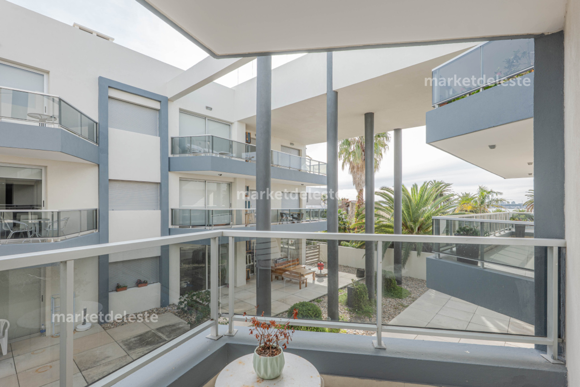 EDIFICIO AYRES DEL PUERTO TIPOLOGIA 09