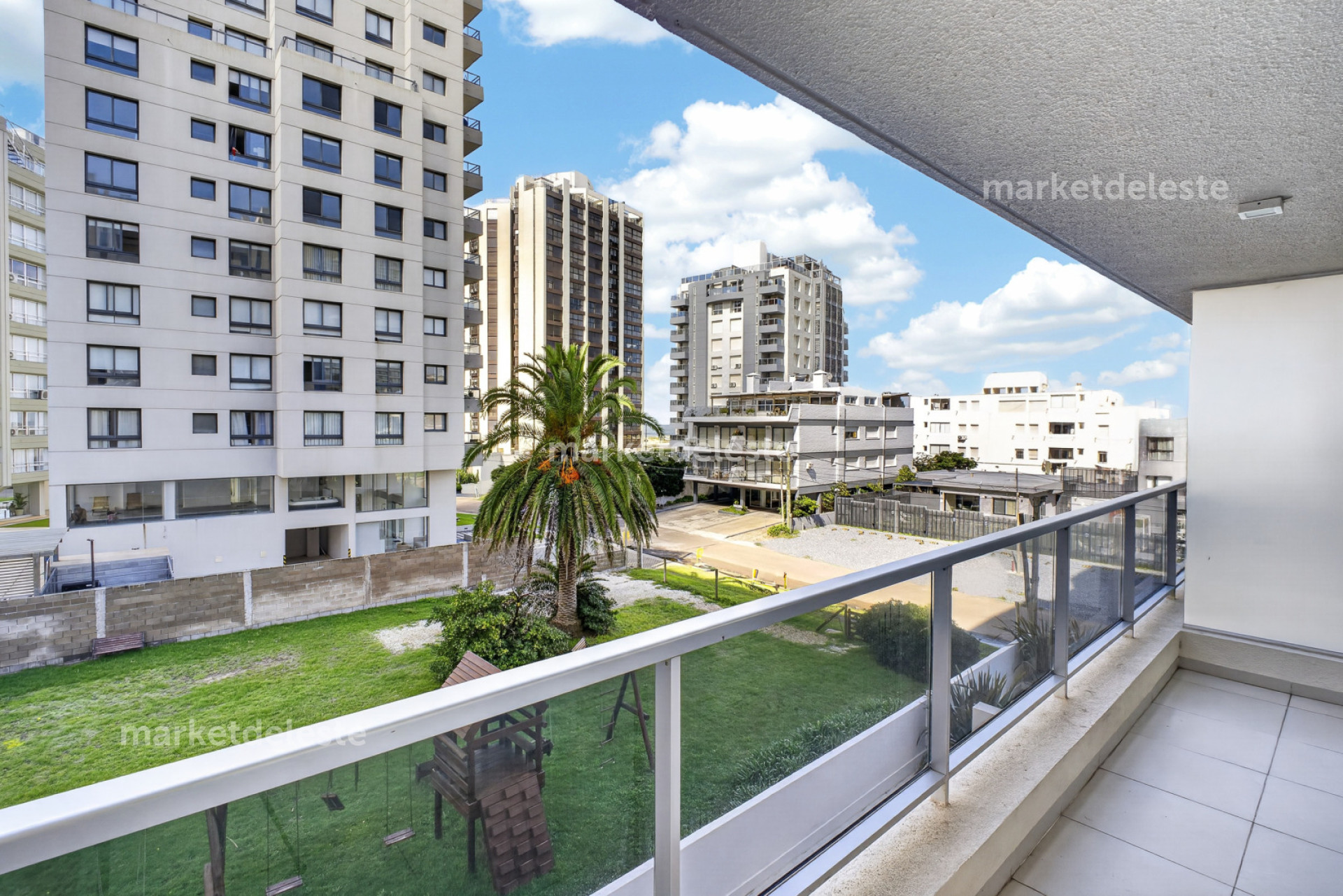 DEPTO EN VENTA 1 DORMI y MEDIO PLAYA BRAVA