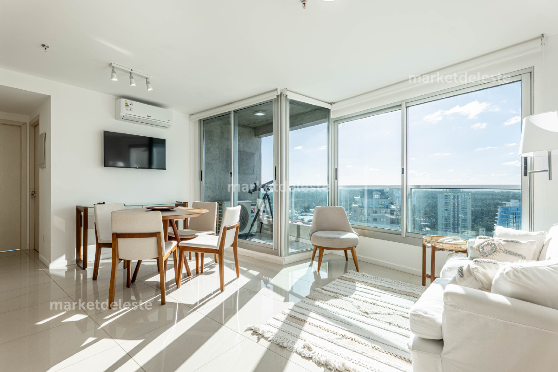 GALA VISTA - 2 DORM - PISO ALTO