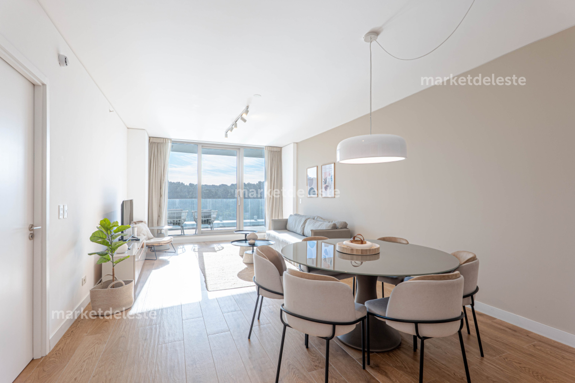 TRUMP TOWER - 1 SUITE + TOILETTE