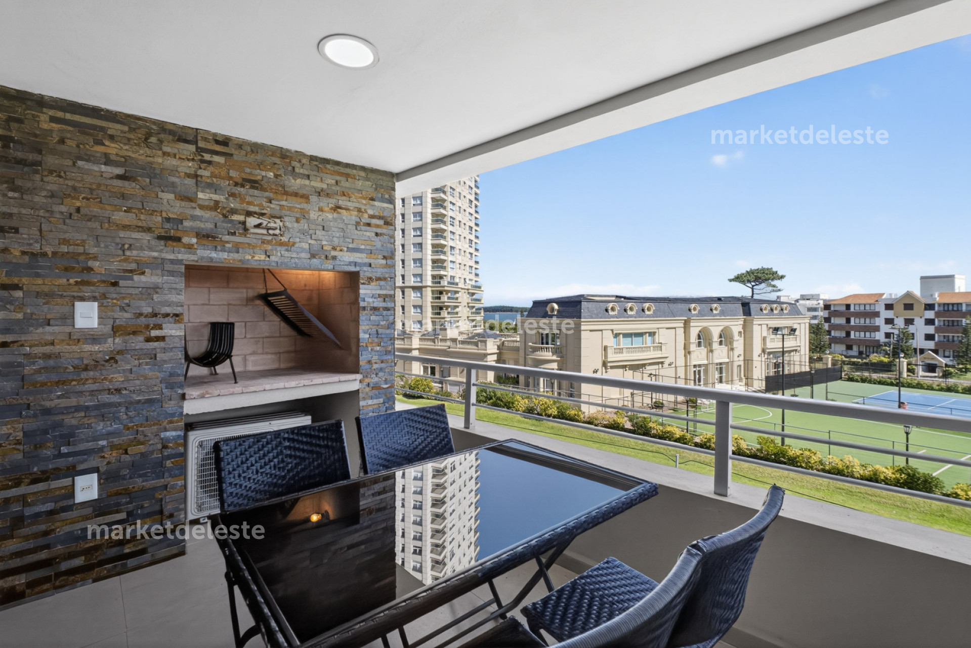 2 DORMI. EN VENTA PLAYA MANSA