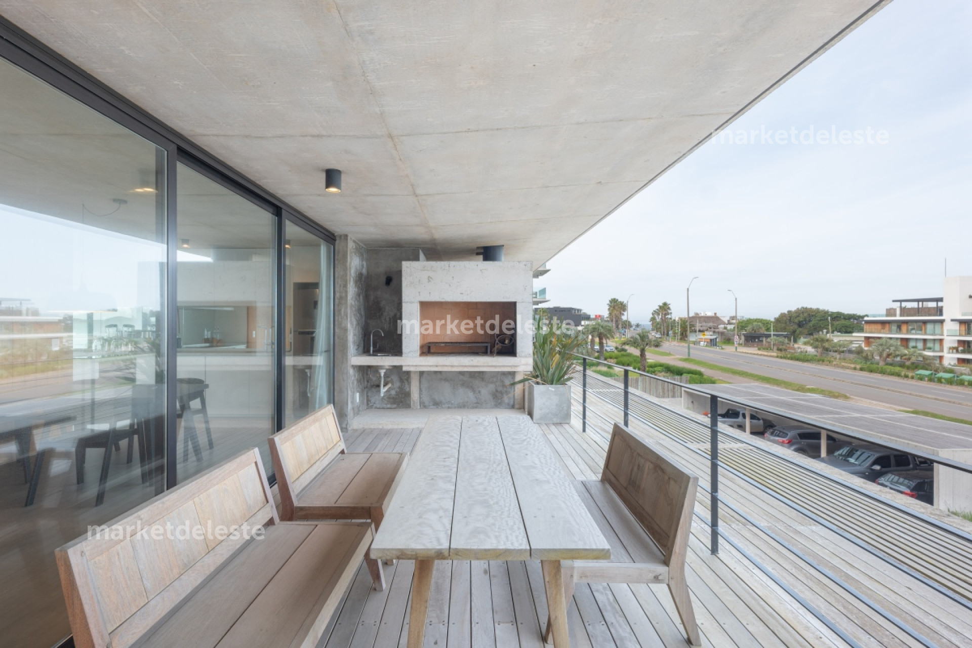 EDIFICIO ALMA DE MANANTIALES - 01