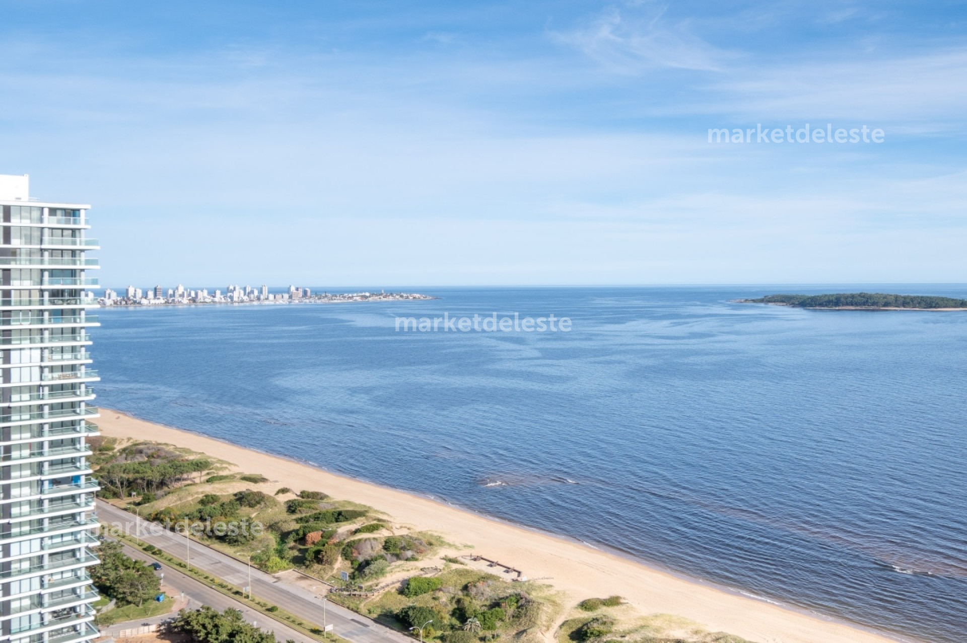 AQUARELA 03 - 2 SUITES