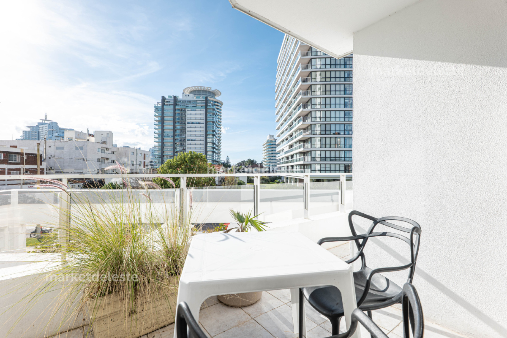 TRIANGULO BRAVA 1 DORM Y MEDIO