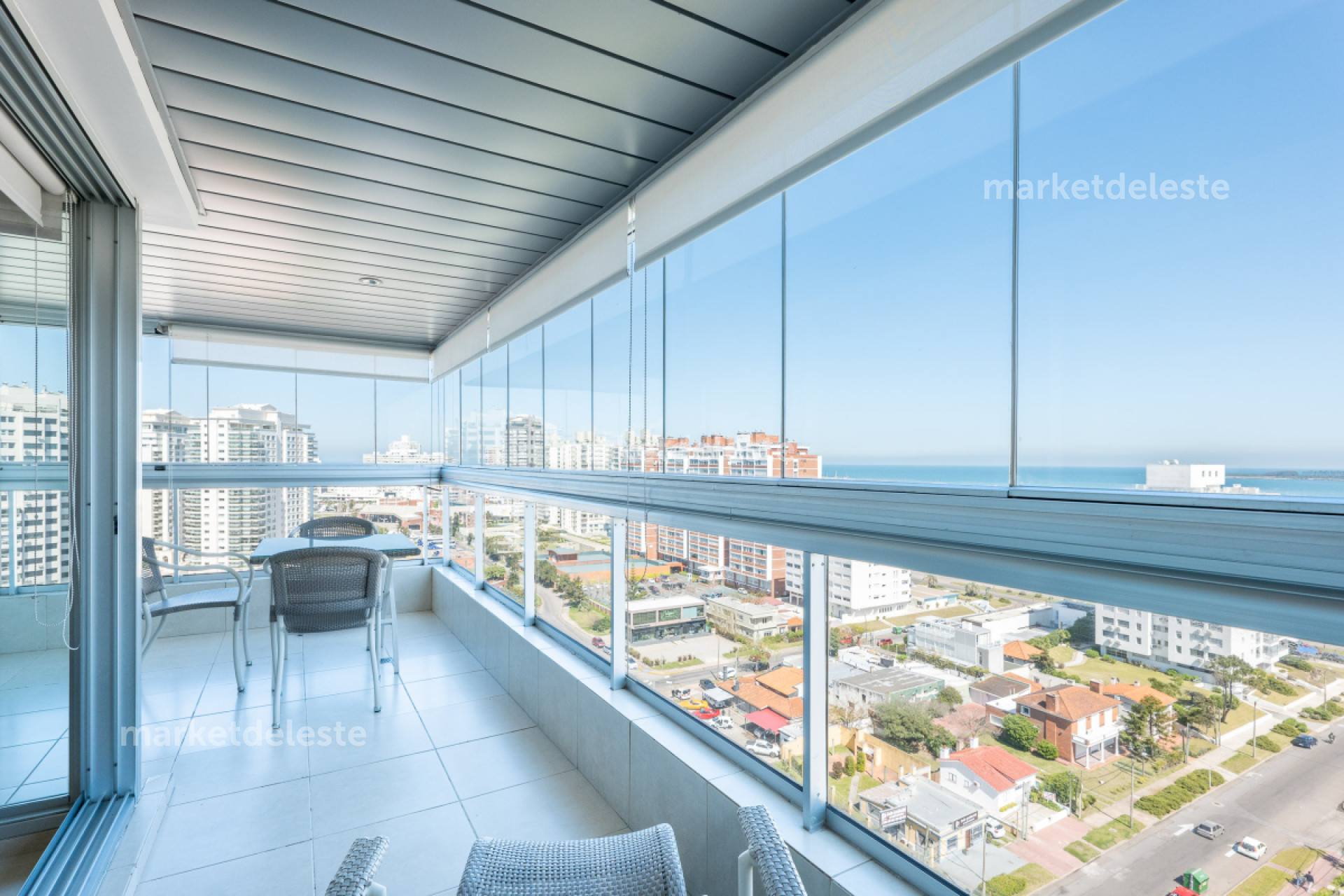 ART BOULEVARD - 2 DORMS