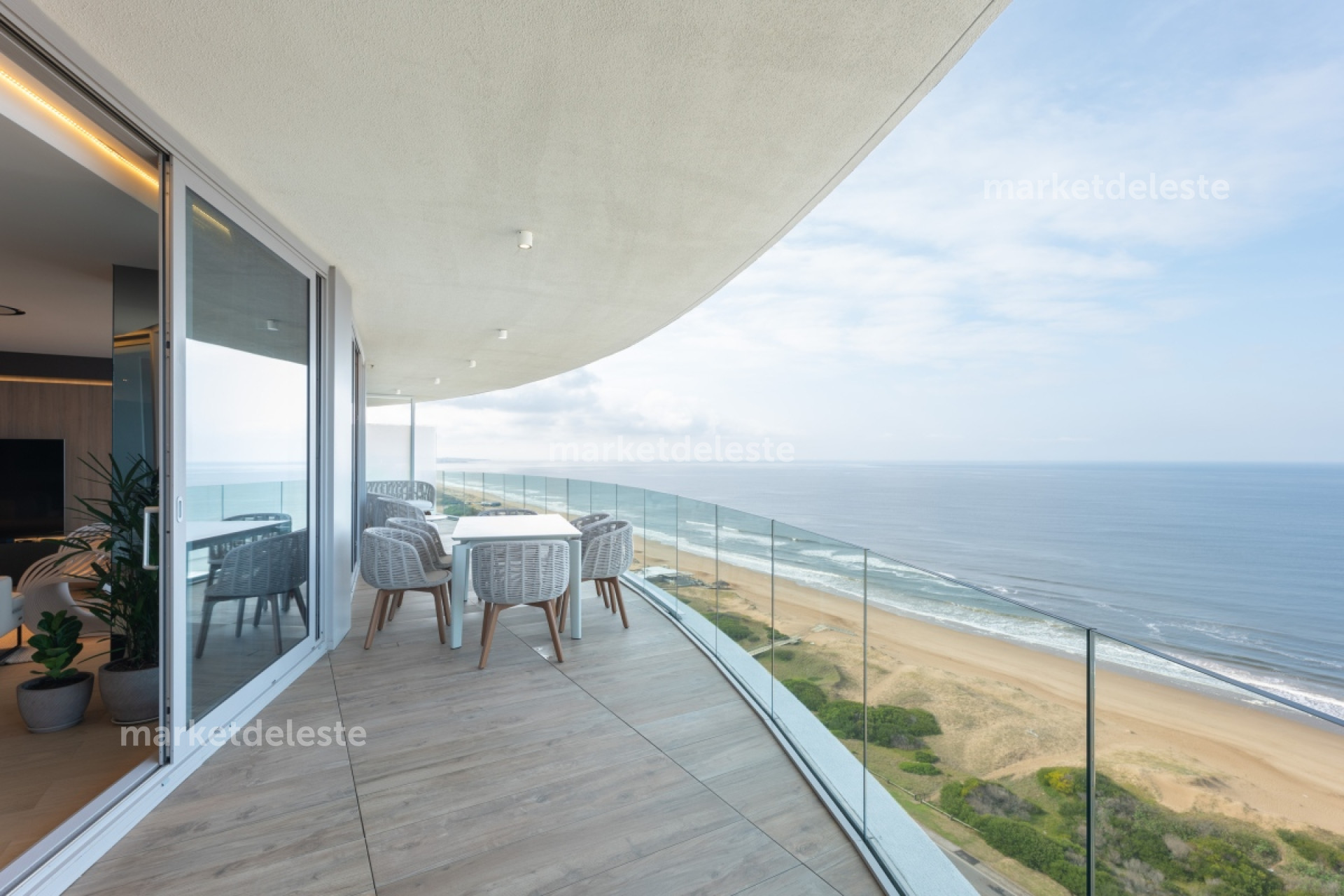 TRUMP PISO ALTO UNIFICADO