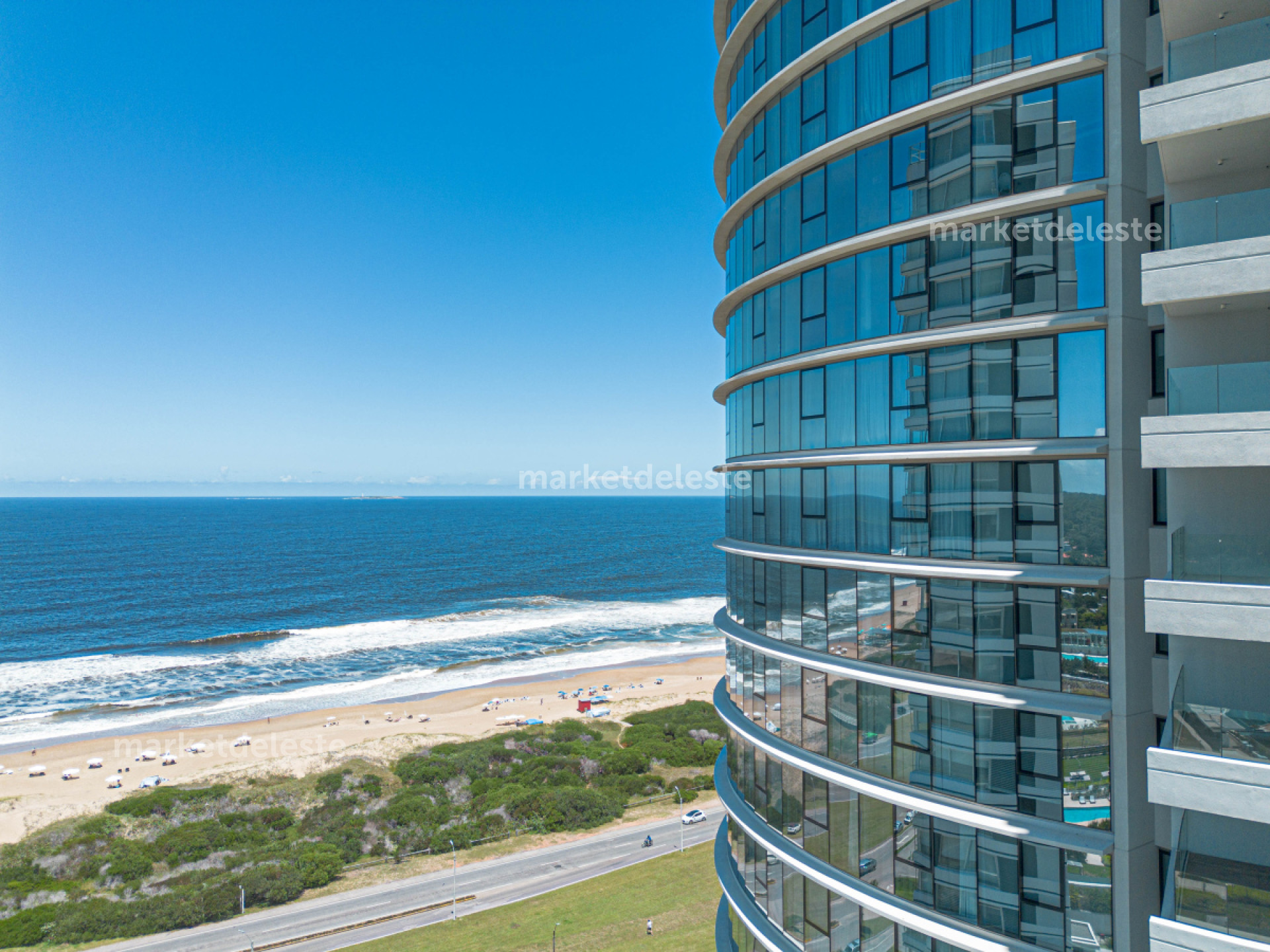 TRUMP TOWER - PISO ALTO - 2 SUITES