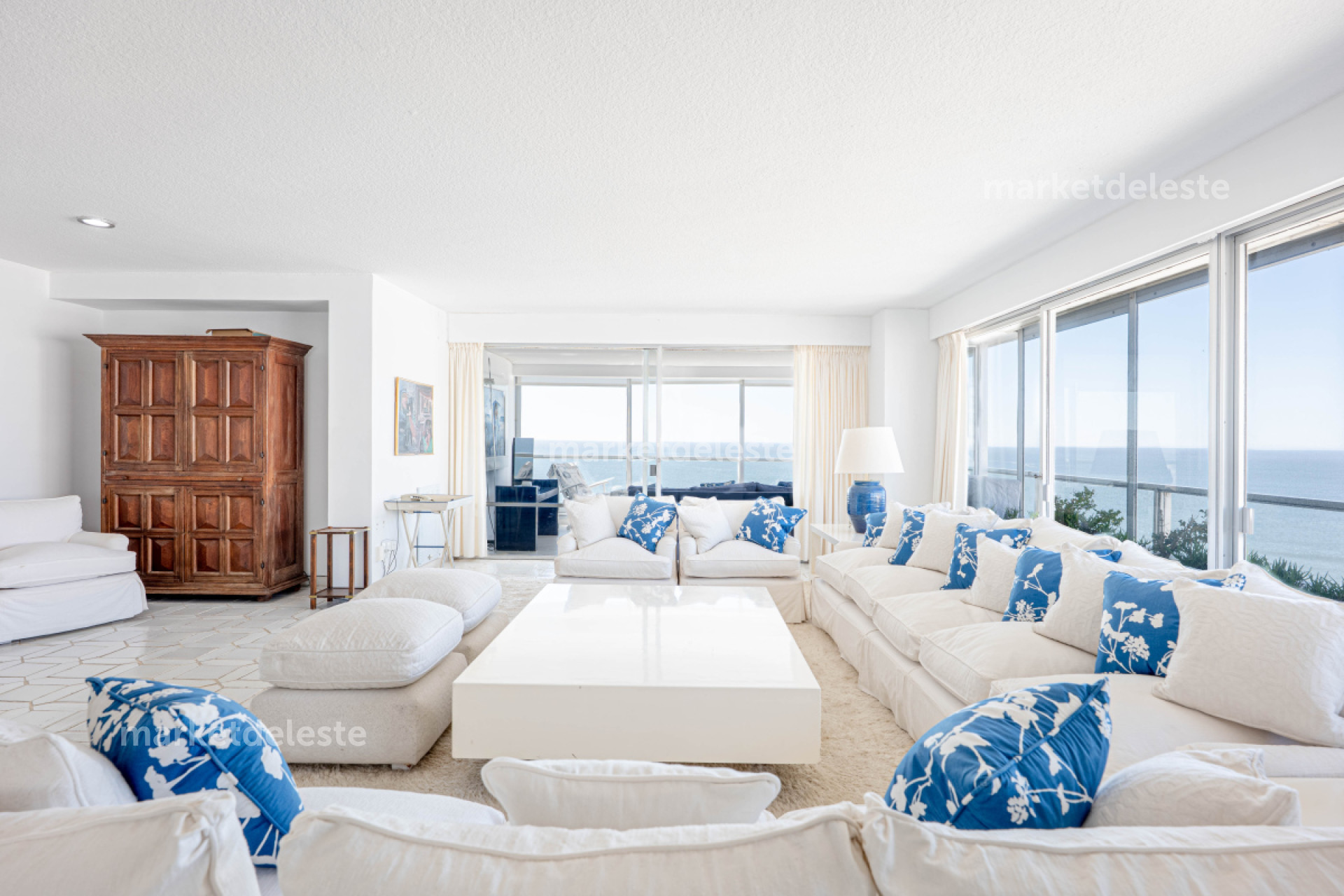 se alquila apartamento en punta del este