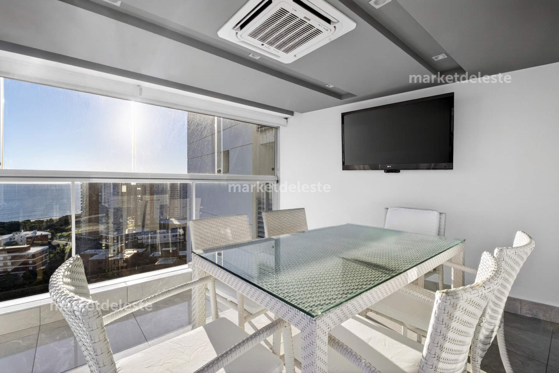 MIAMI BOULEVARD II - 2 DORM