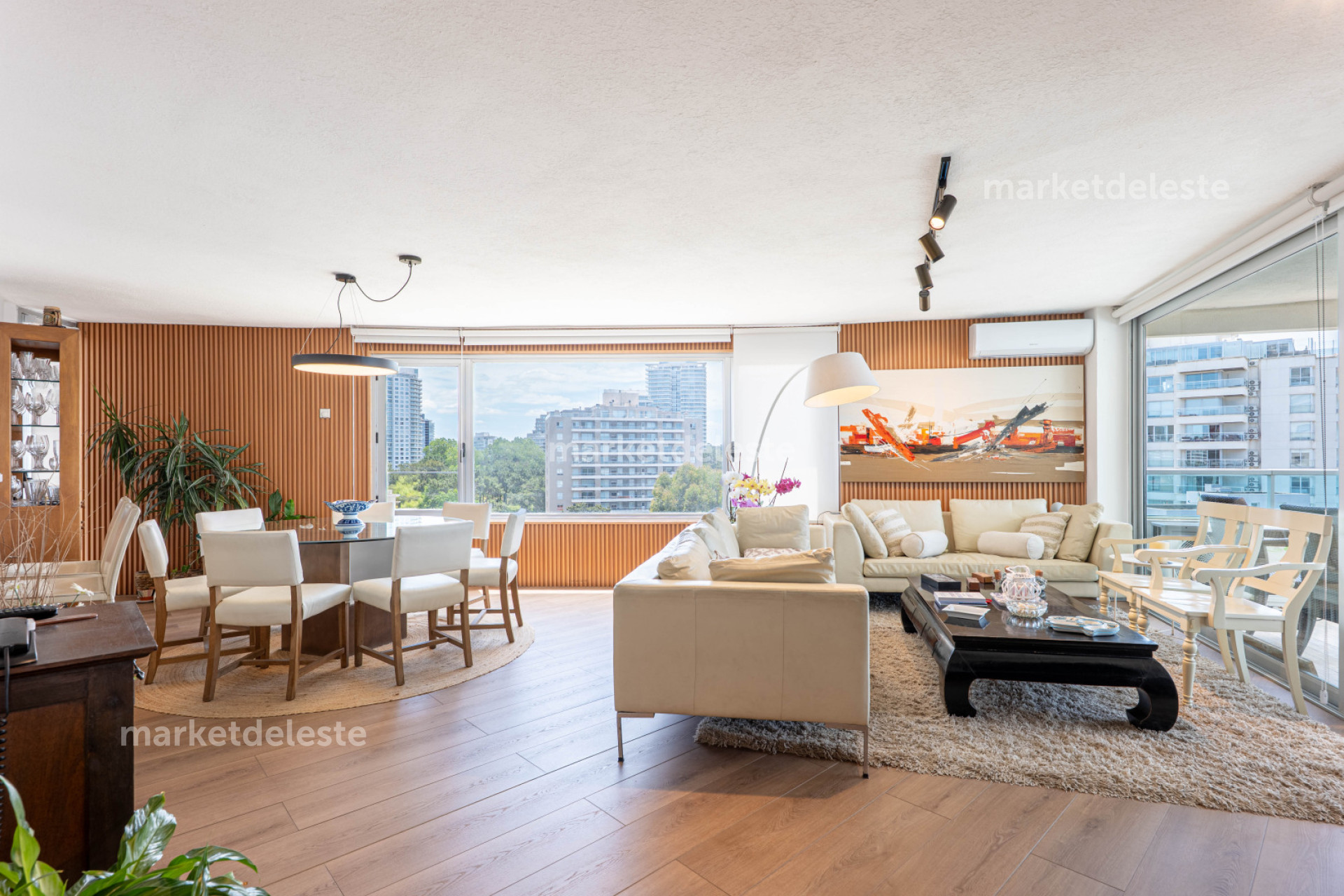 DEPARTAMENTO DE  4 DORMITORIOS