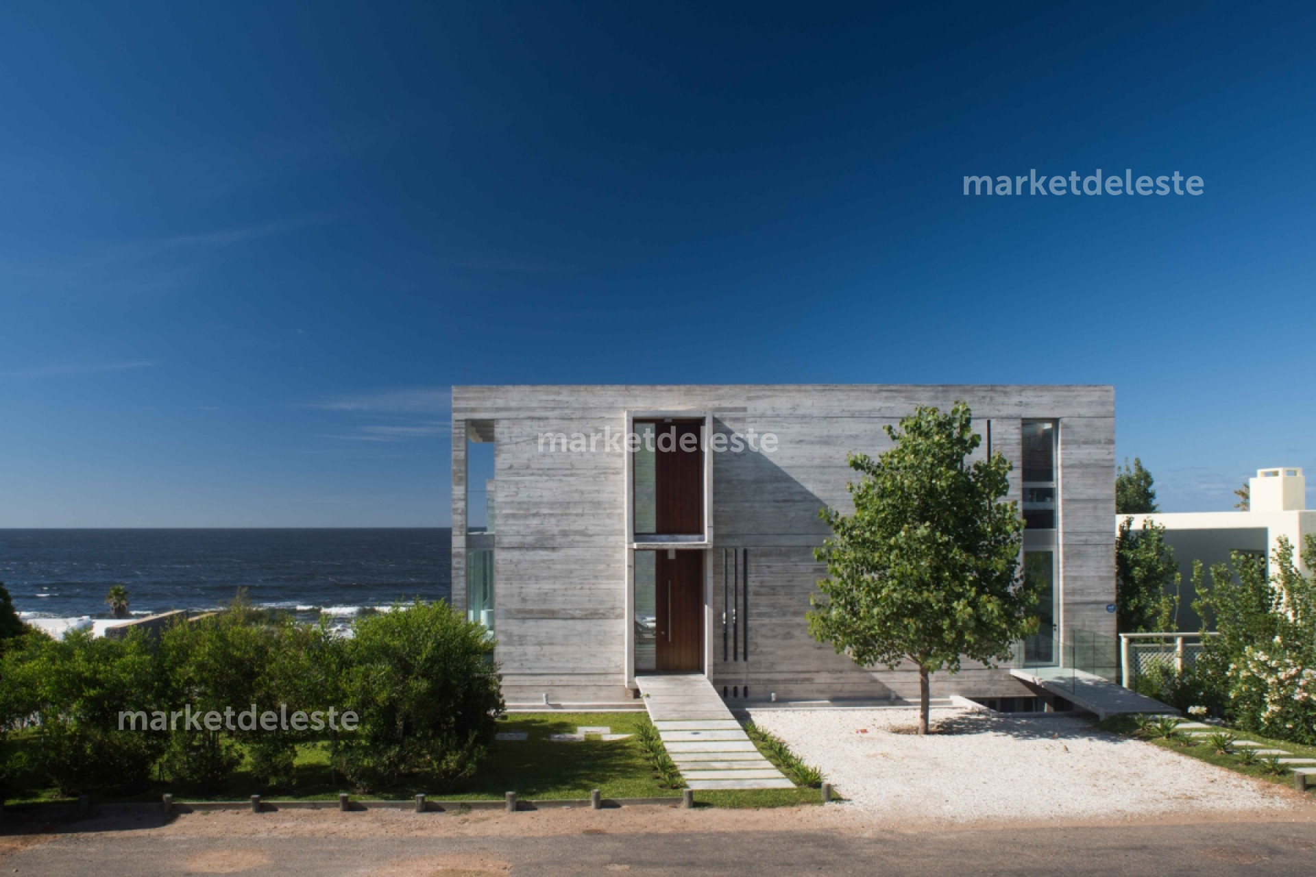 CASA EN LA BARRA - EN ALQUILER