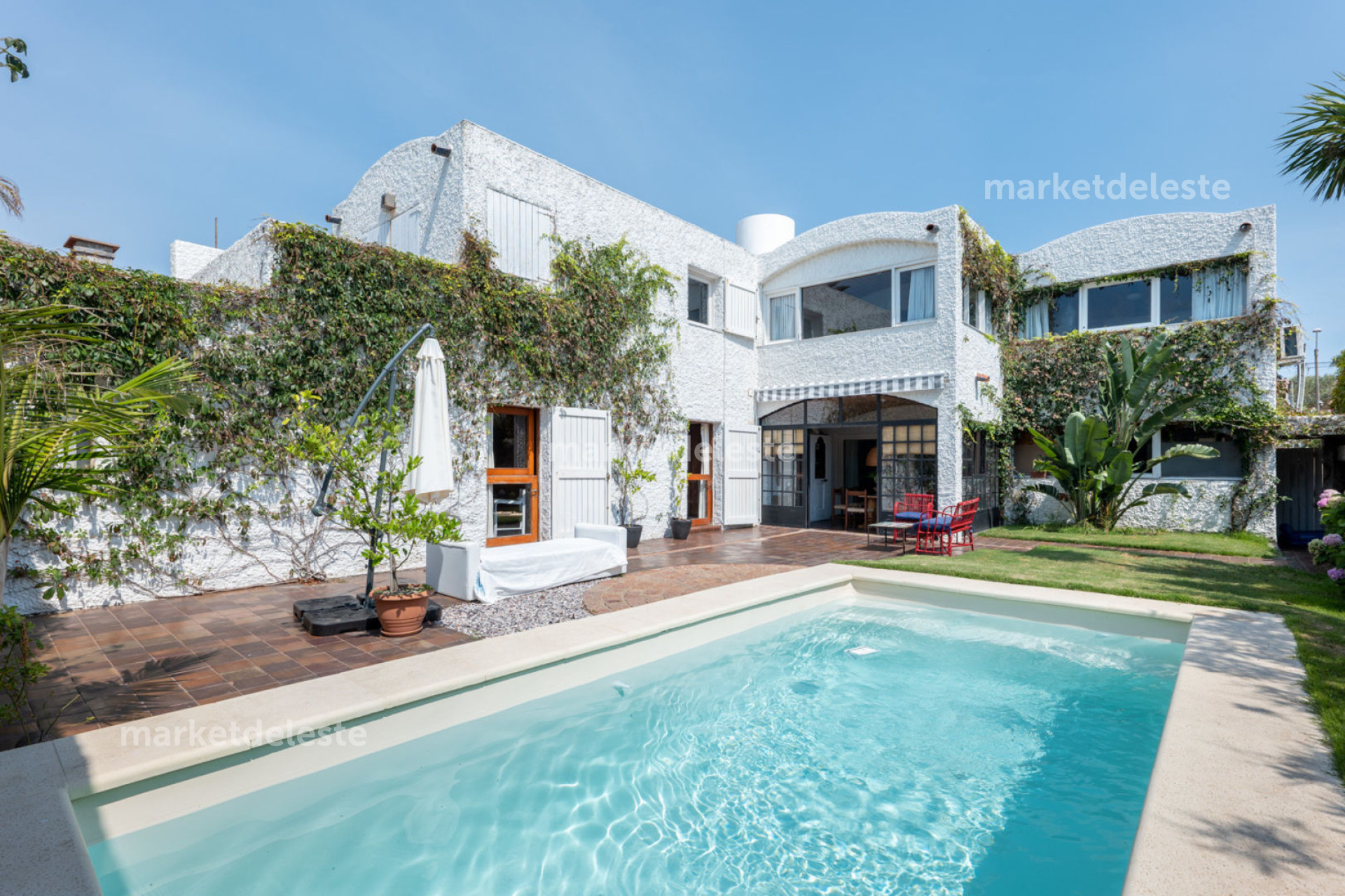 ART - DESIGN - PENINSULA