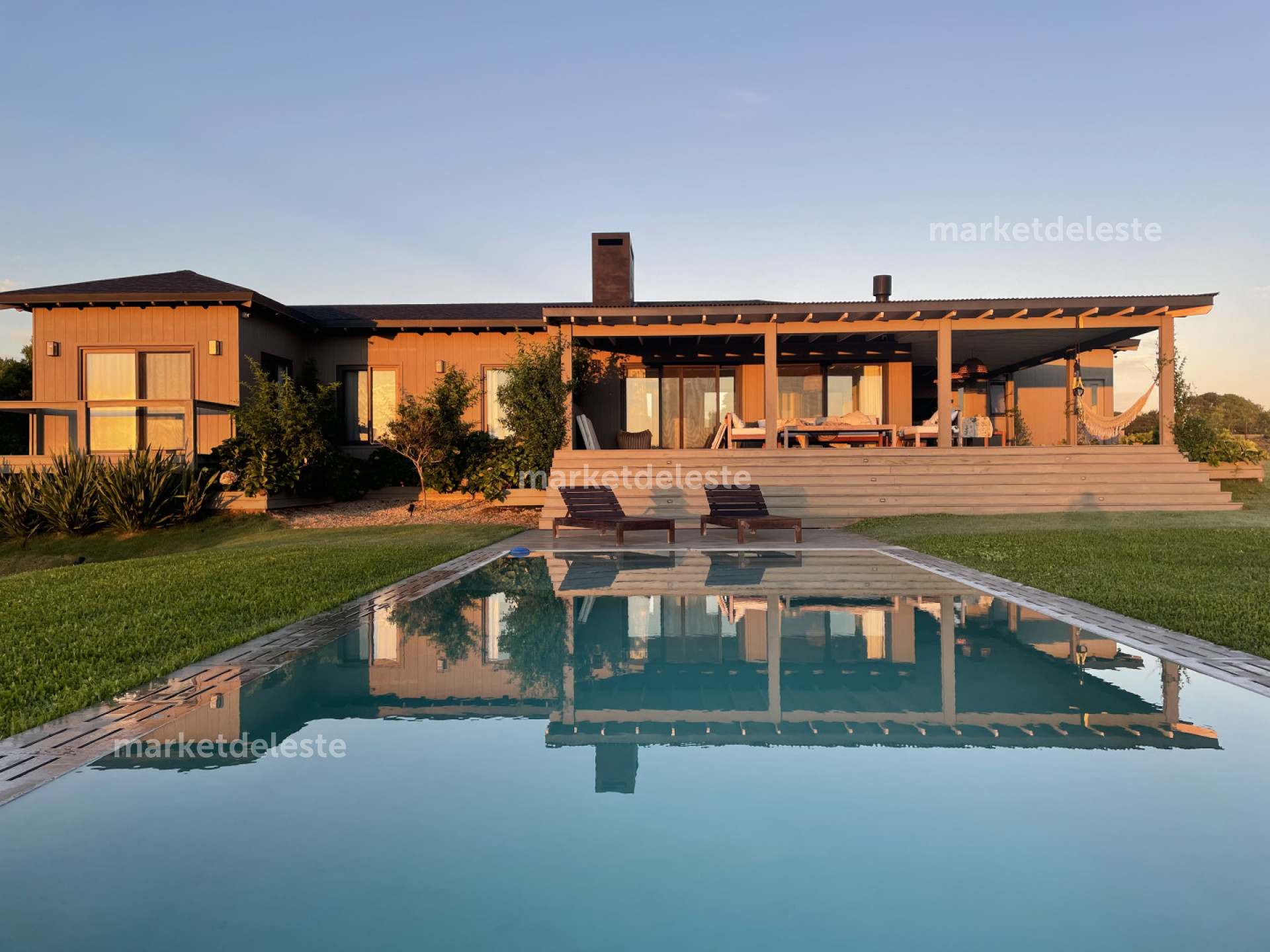 ALQUILER ESPECTACULAR CASA EN JOSE IGNACIO-LAGUNA ESCONDIDA