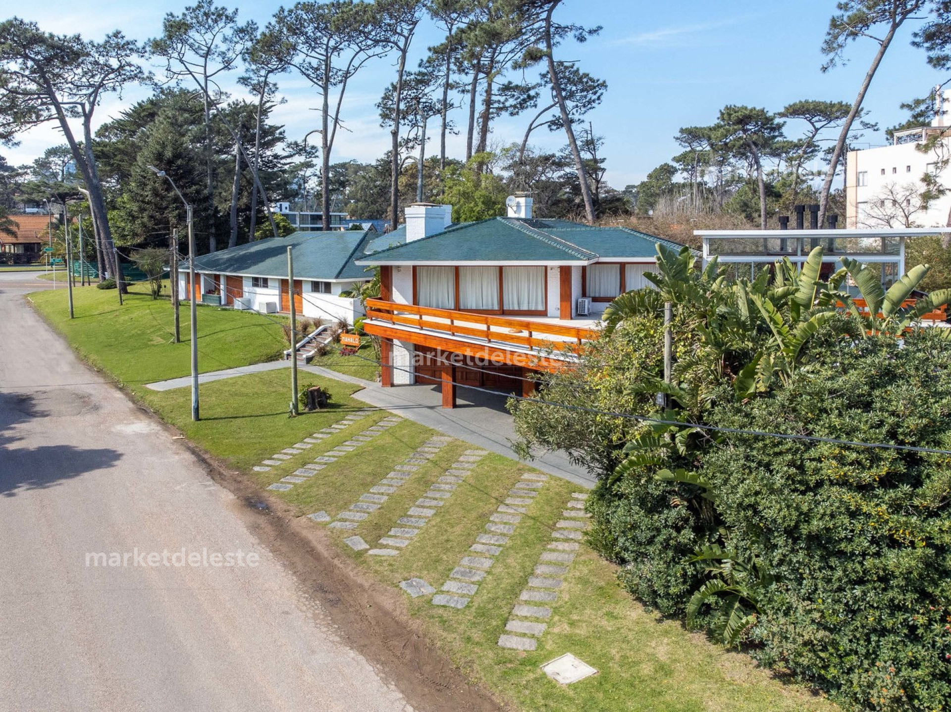 MANSA - ESPECTACULAR