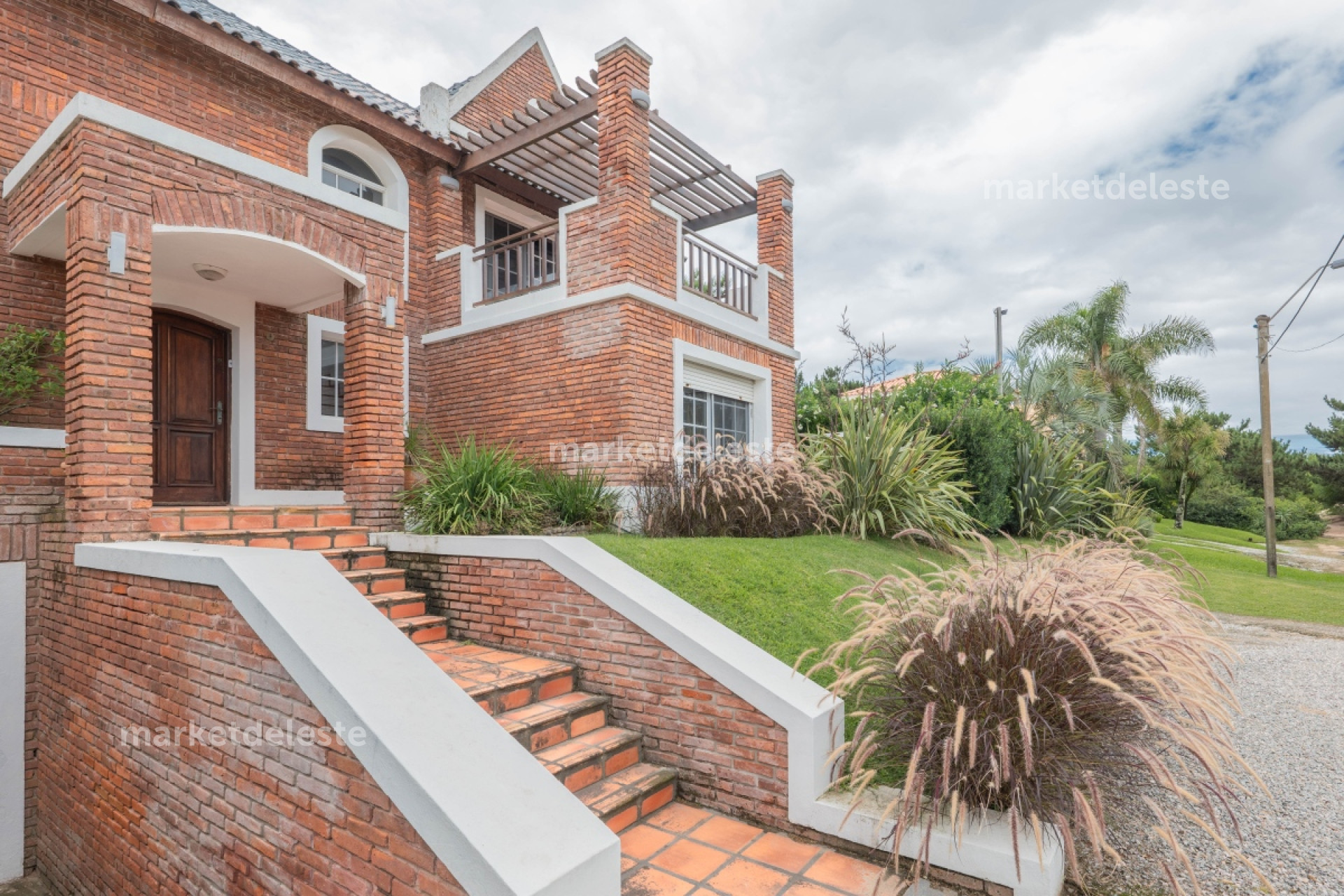 MAGNIFICA CASA EN SOLANAS