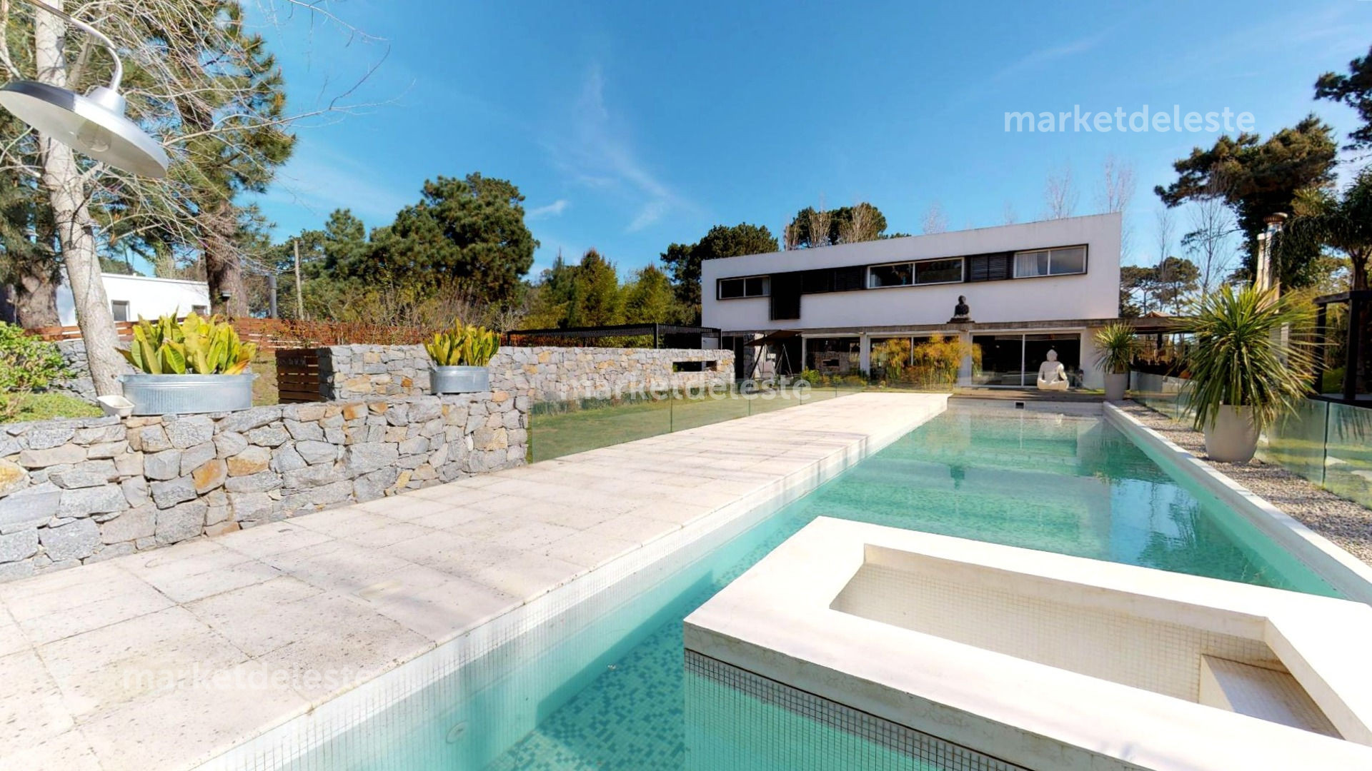 BARRIO PRIVADO - MODERNA