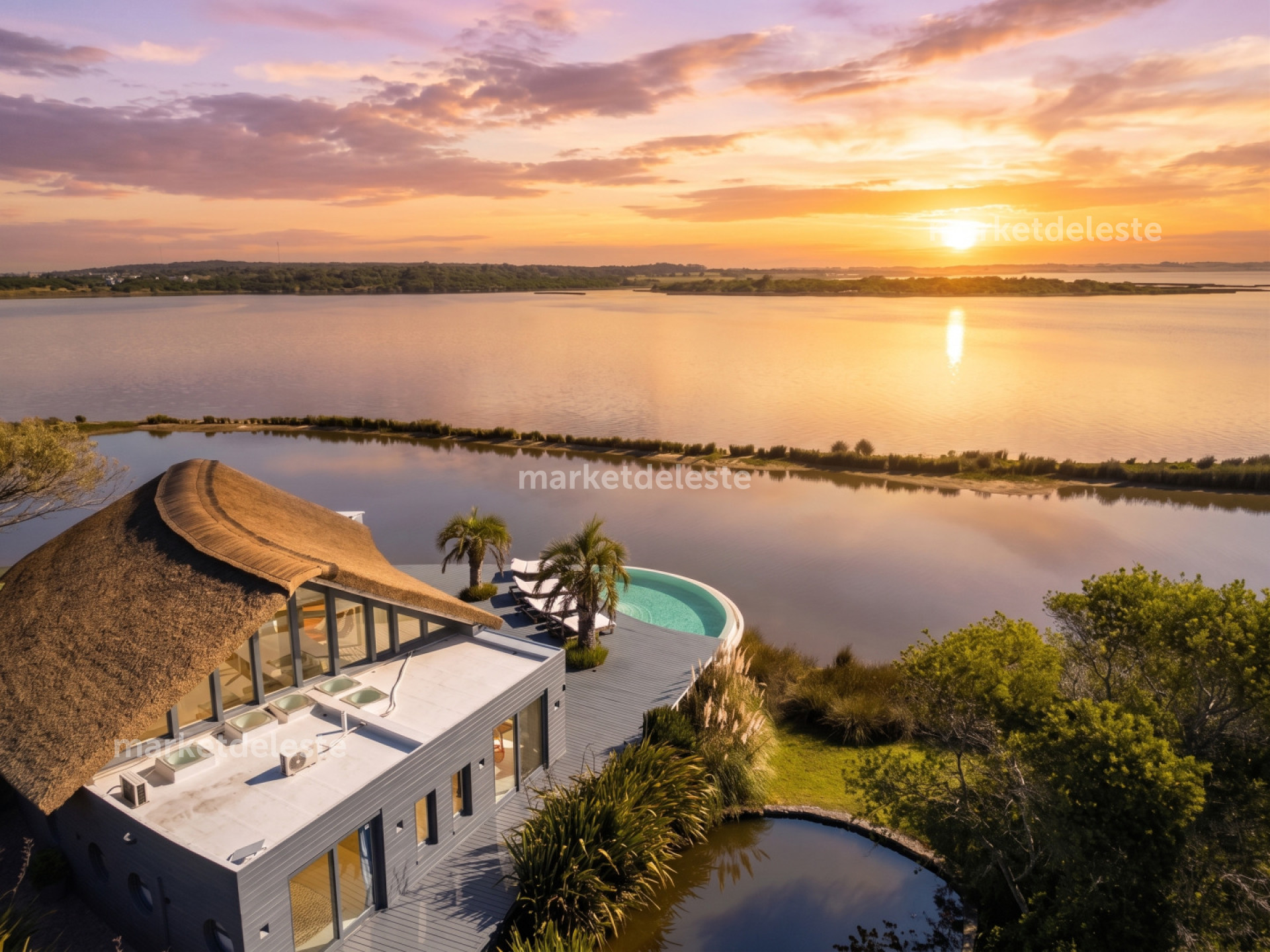 LAGUNA DE JOSÉ IGNACIO - CASA DE AUTOR